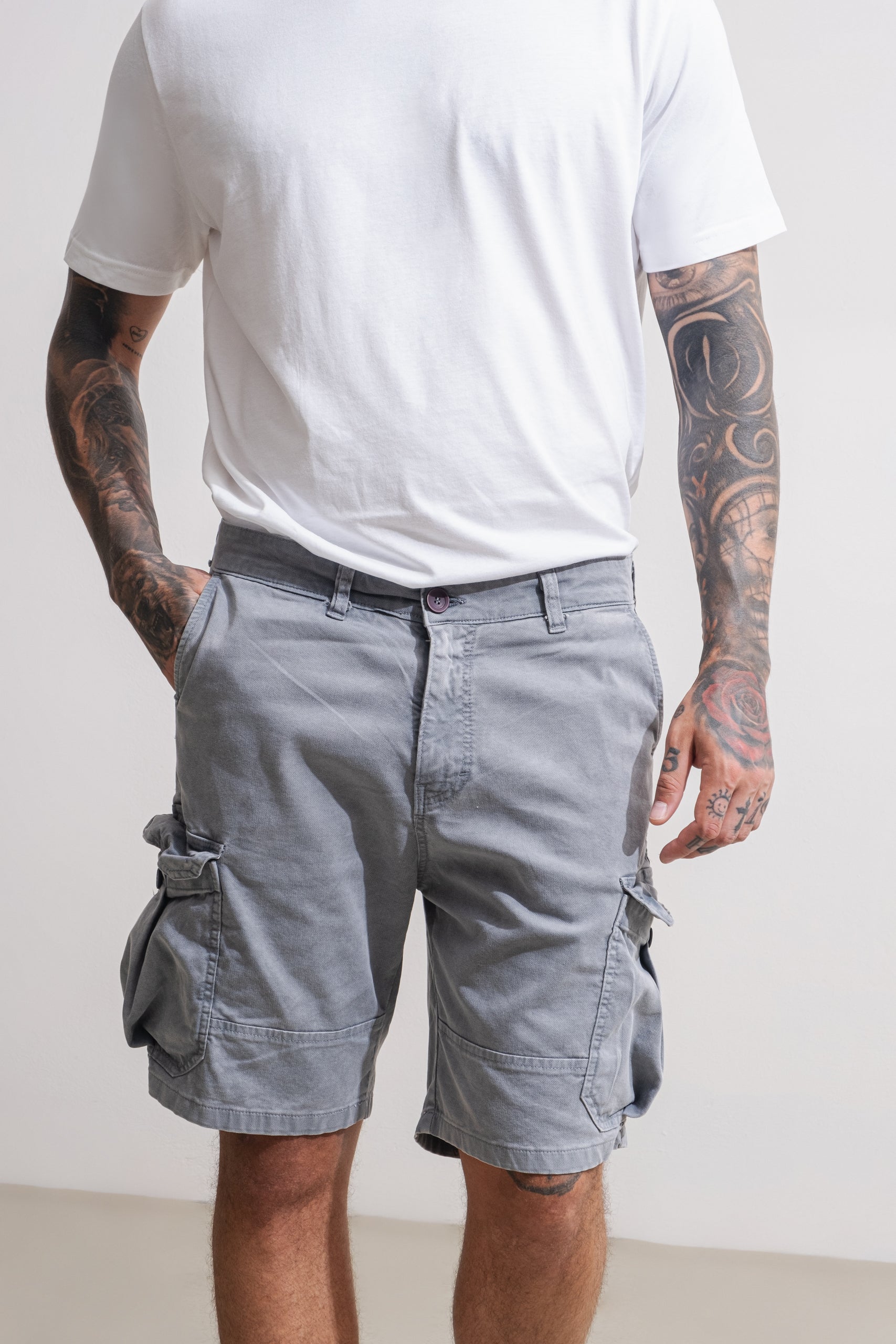 STONEWASHED CARGO SHORTS