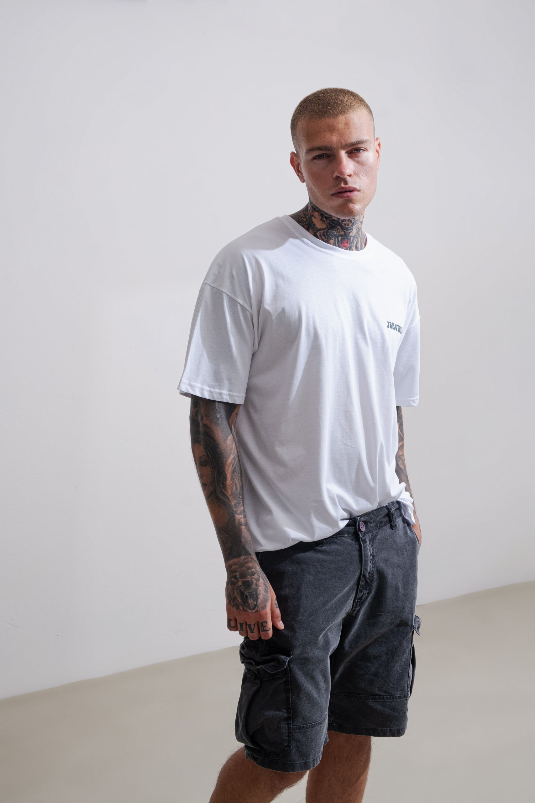 STONEWASHED CARGO SHORTS
