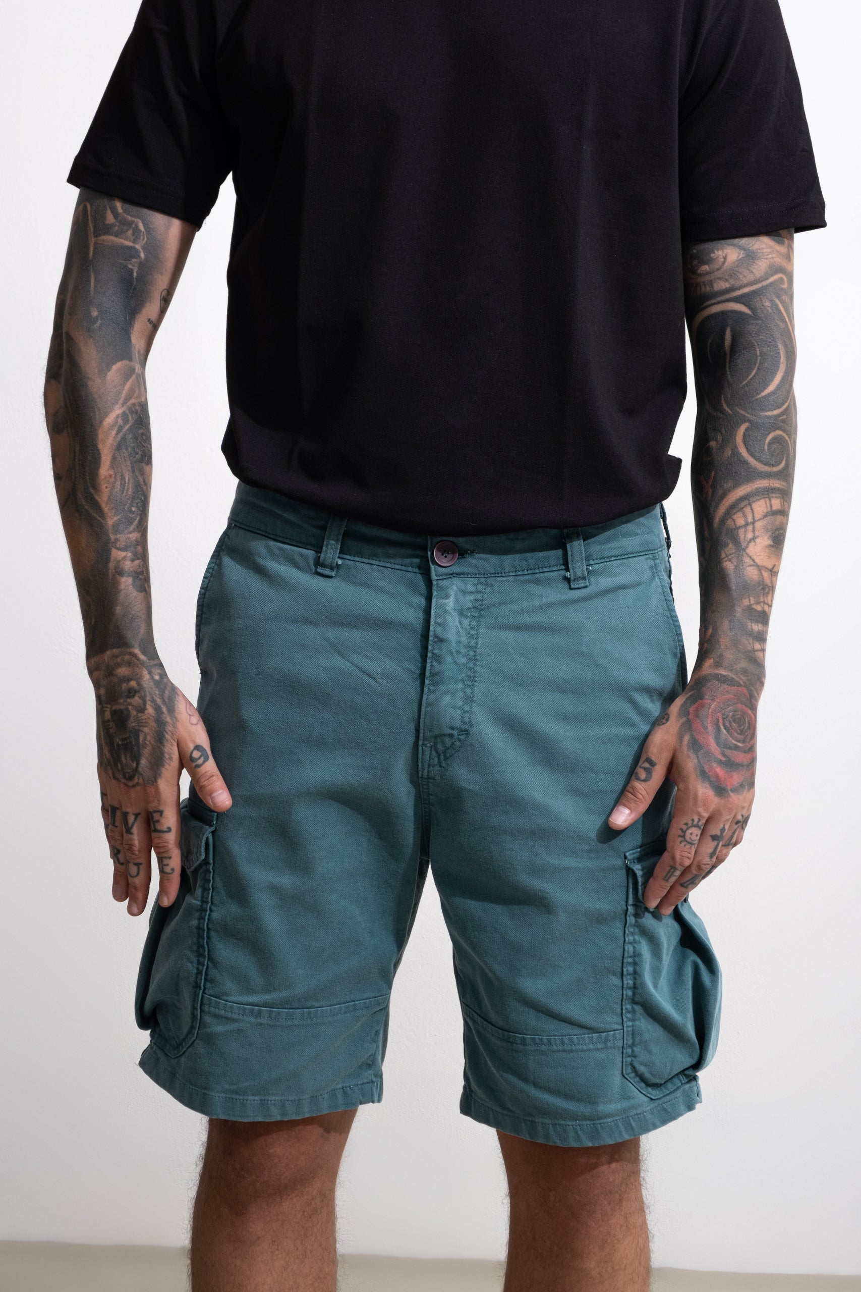 STONEWASHED CARGO SHORTS