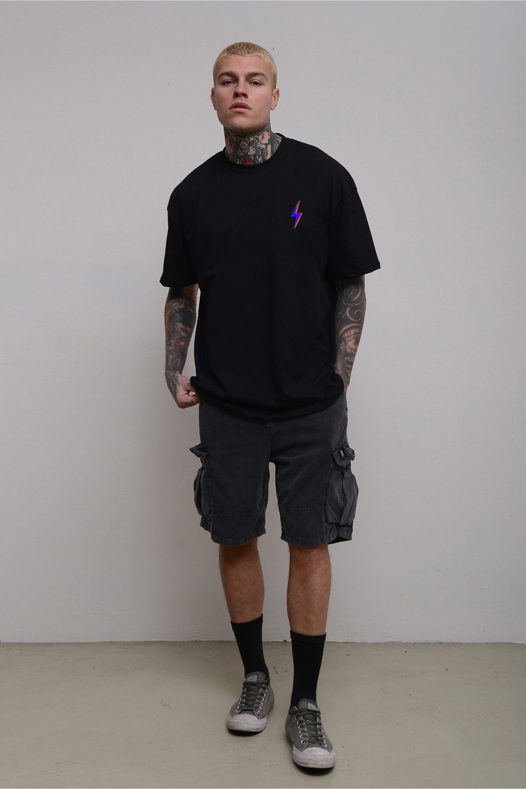 OVERSIZED T-SHIRT "NEVER SETTLE"