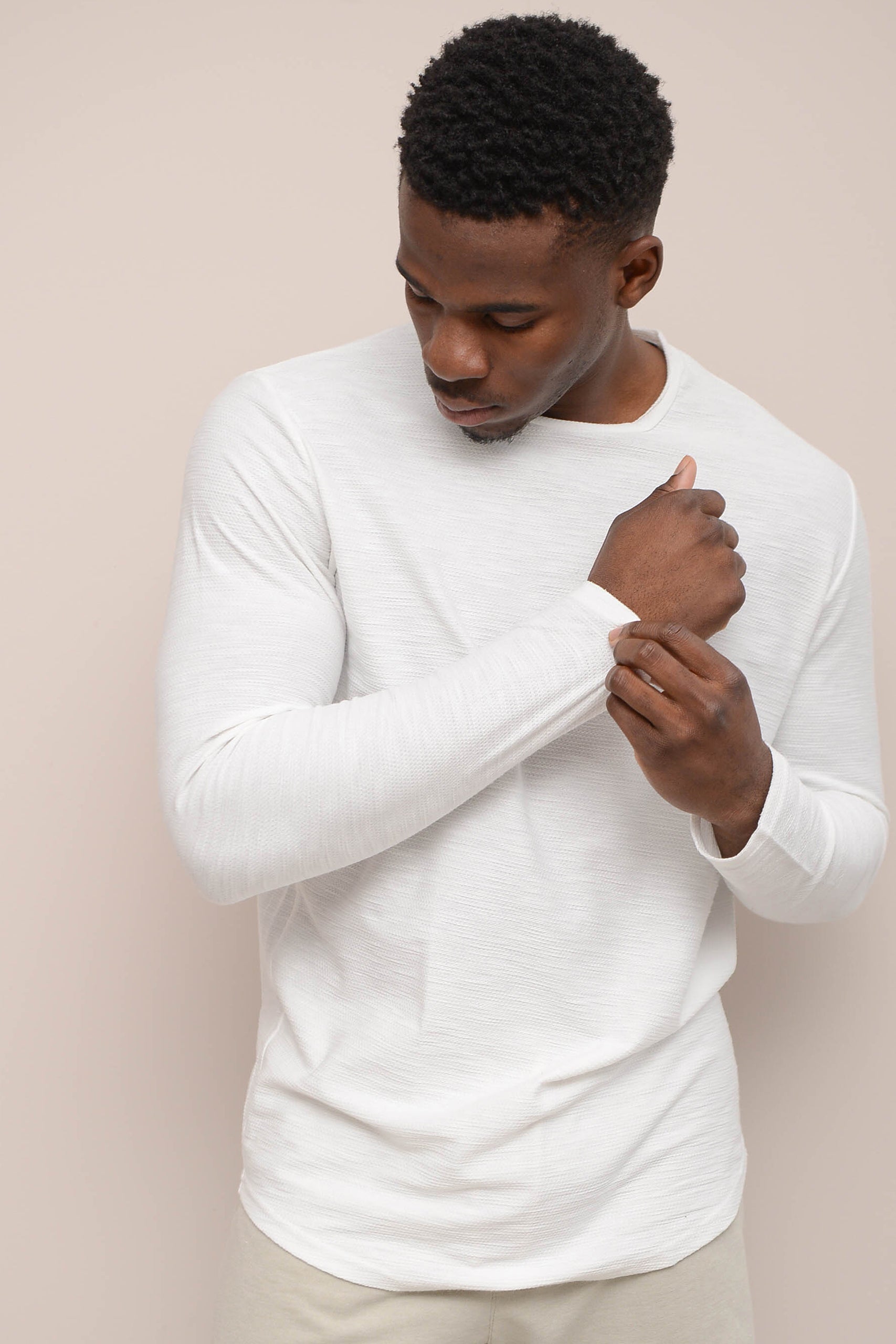 "HIVE" JACQUARD LONGSLEEVE WHITE