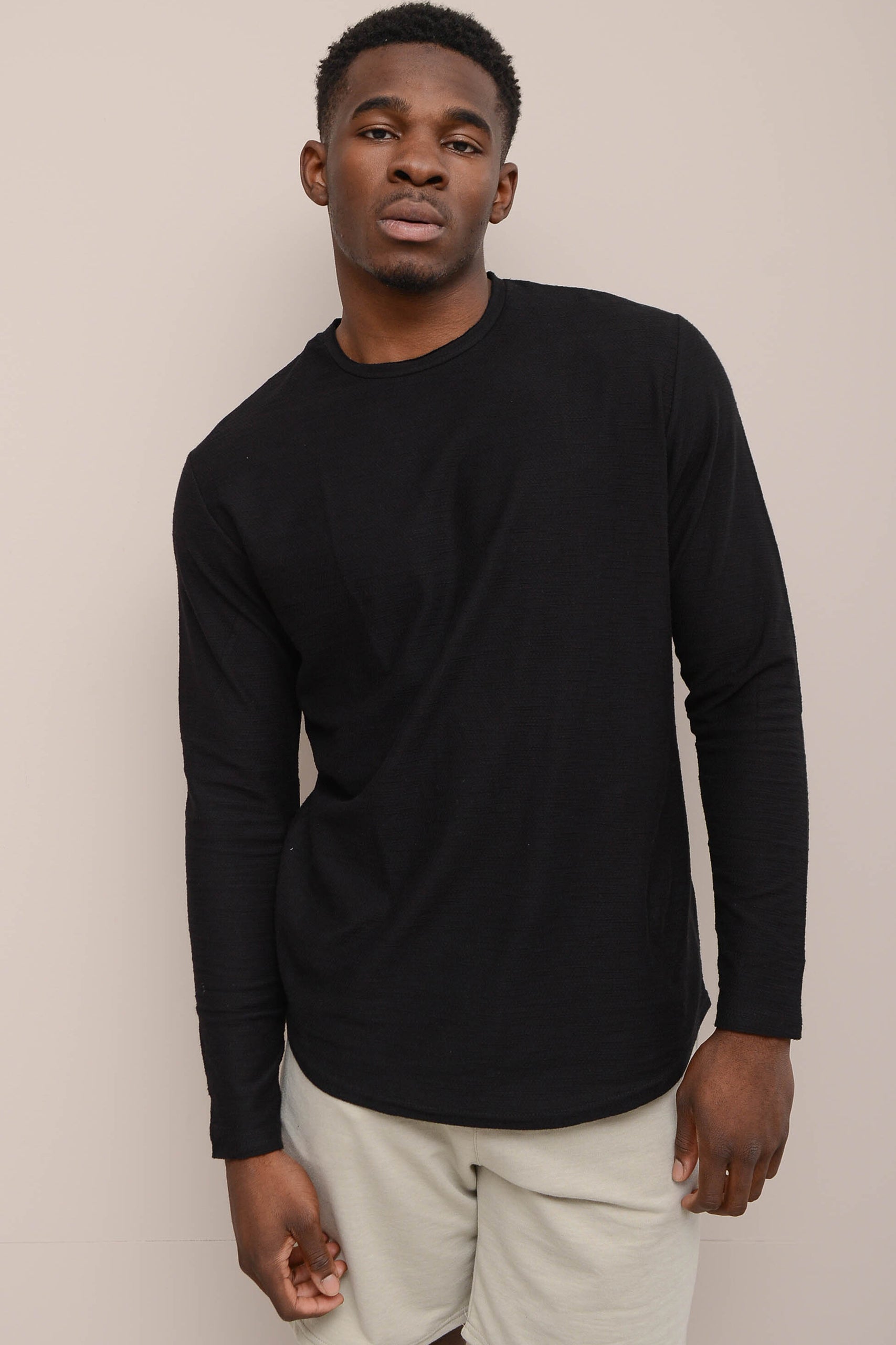 "HIVE" JACQUARD LONG SLEEVE