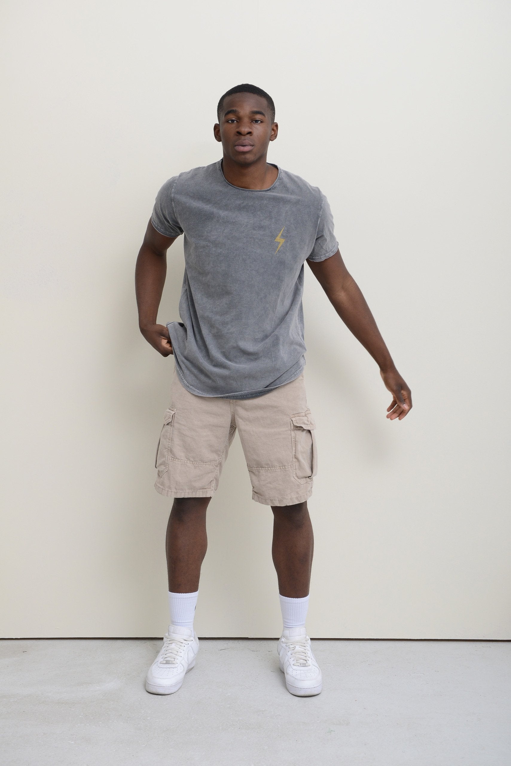 STONEWASHED CARGO SHORTS