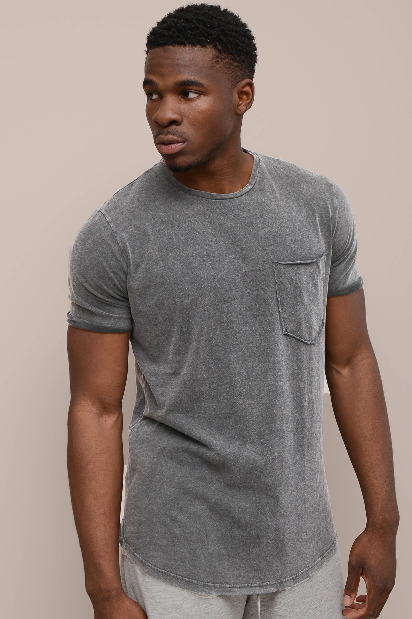 STONEWASHED T-SHIRT WITH POCKET