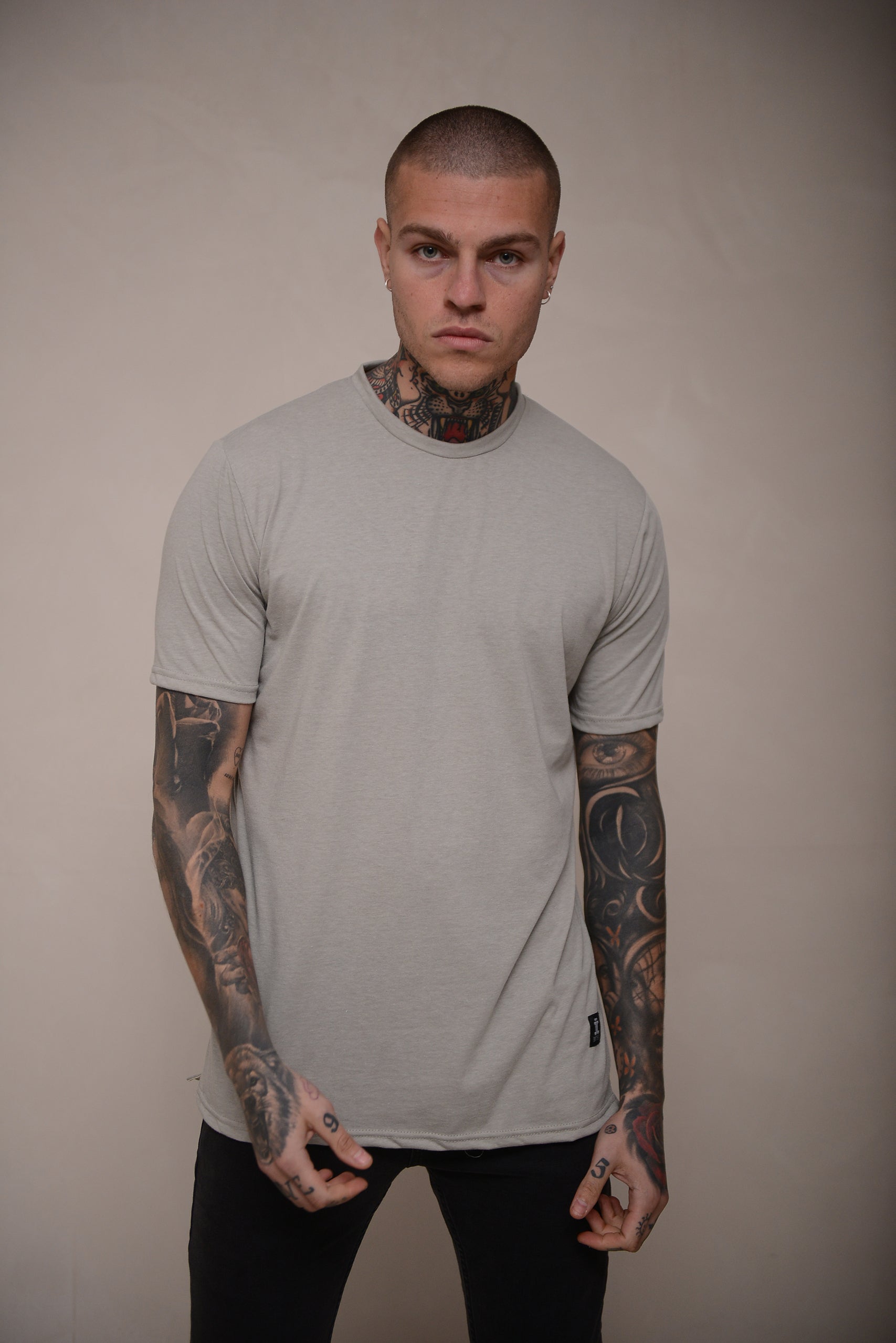 T-SHIRT MODAL