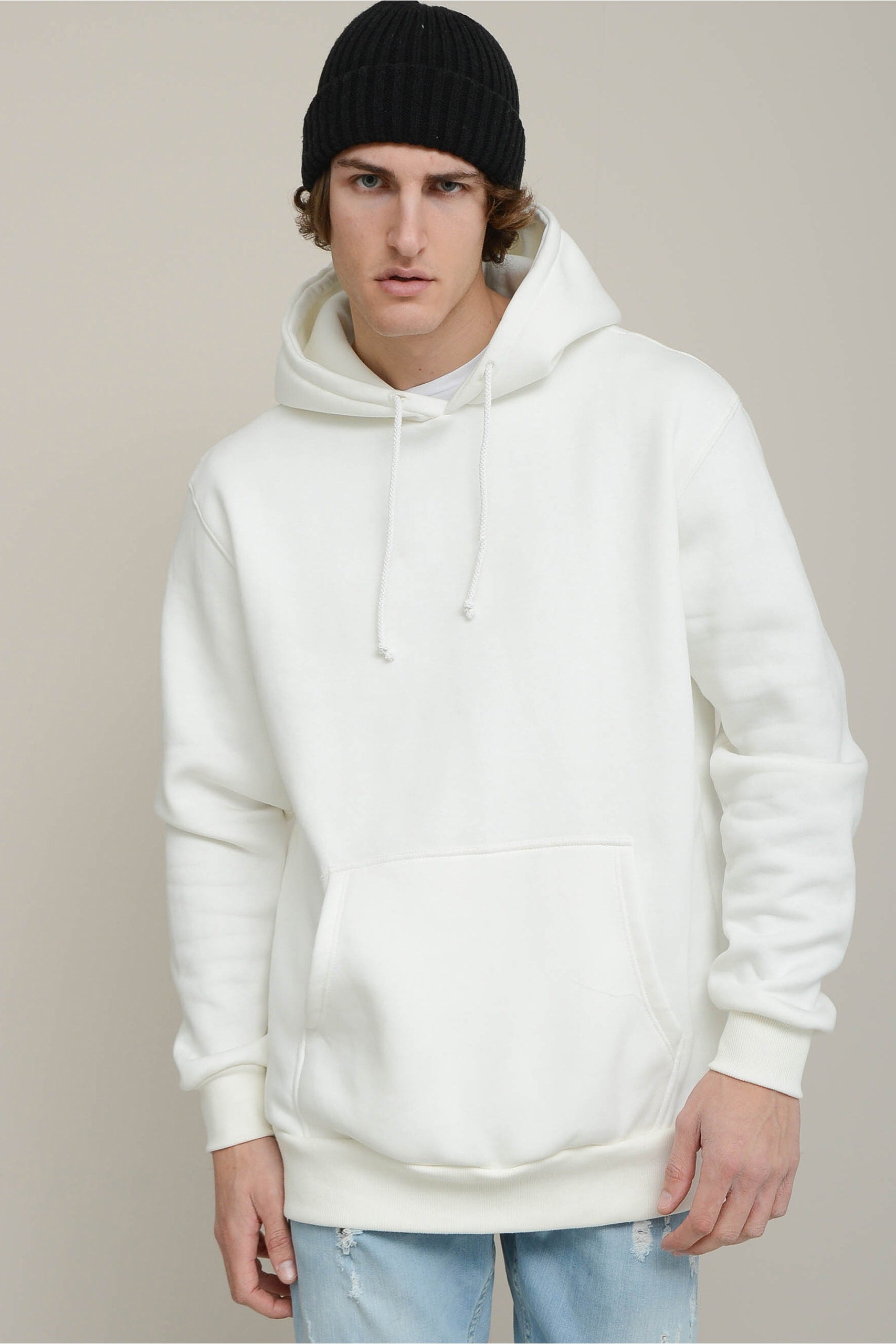 ESSENTIAL HOODIE