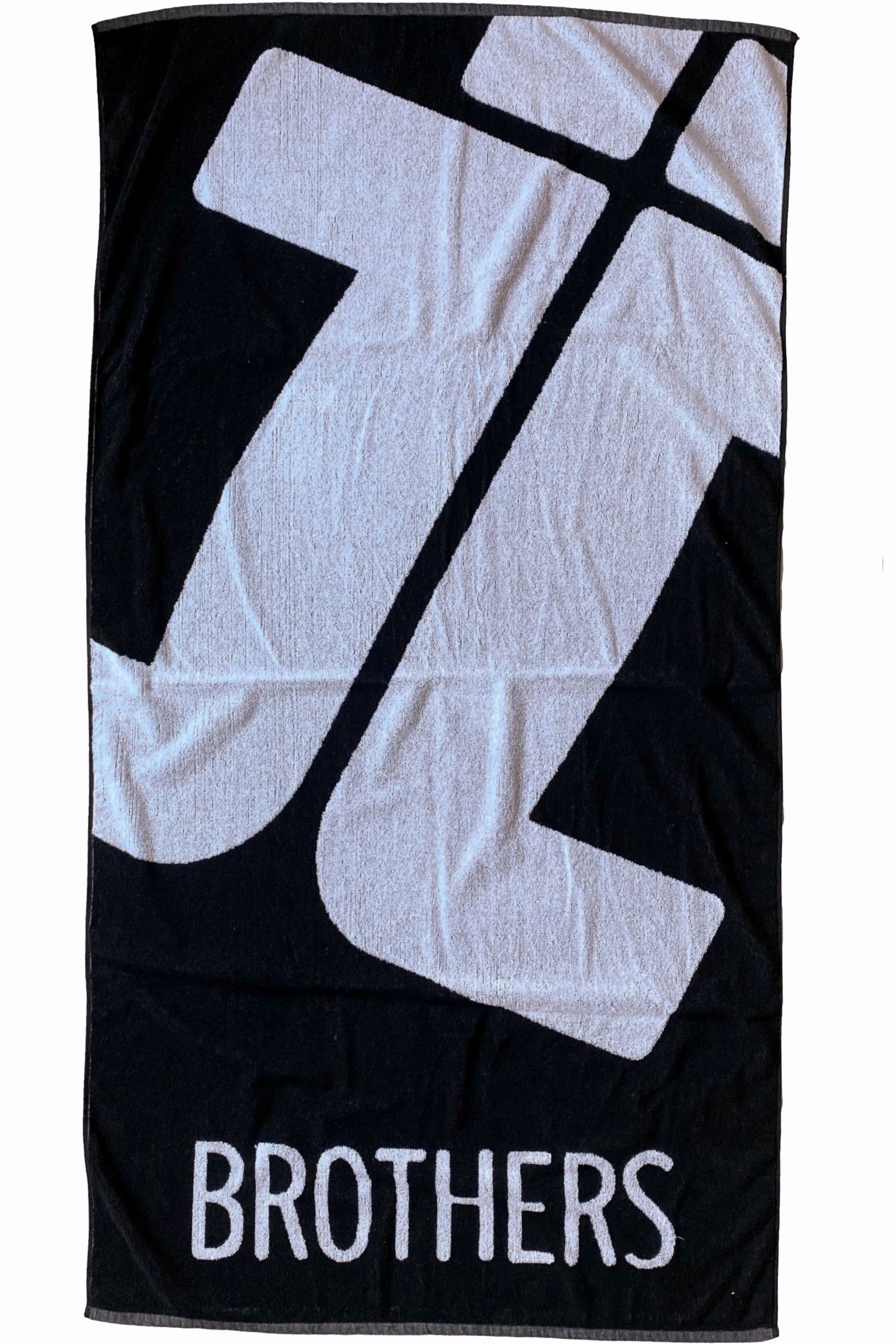 BEACH TOWEL BLACK & WHITE