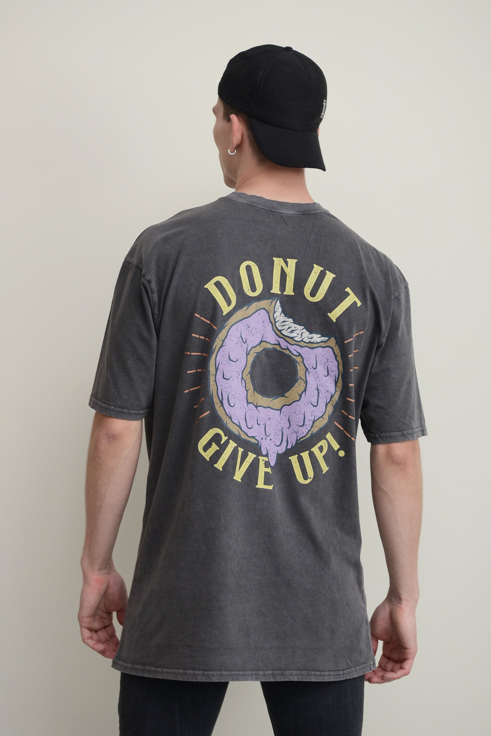 OVERSIZED STONEWASHED "DONUT" T-SHIRT