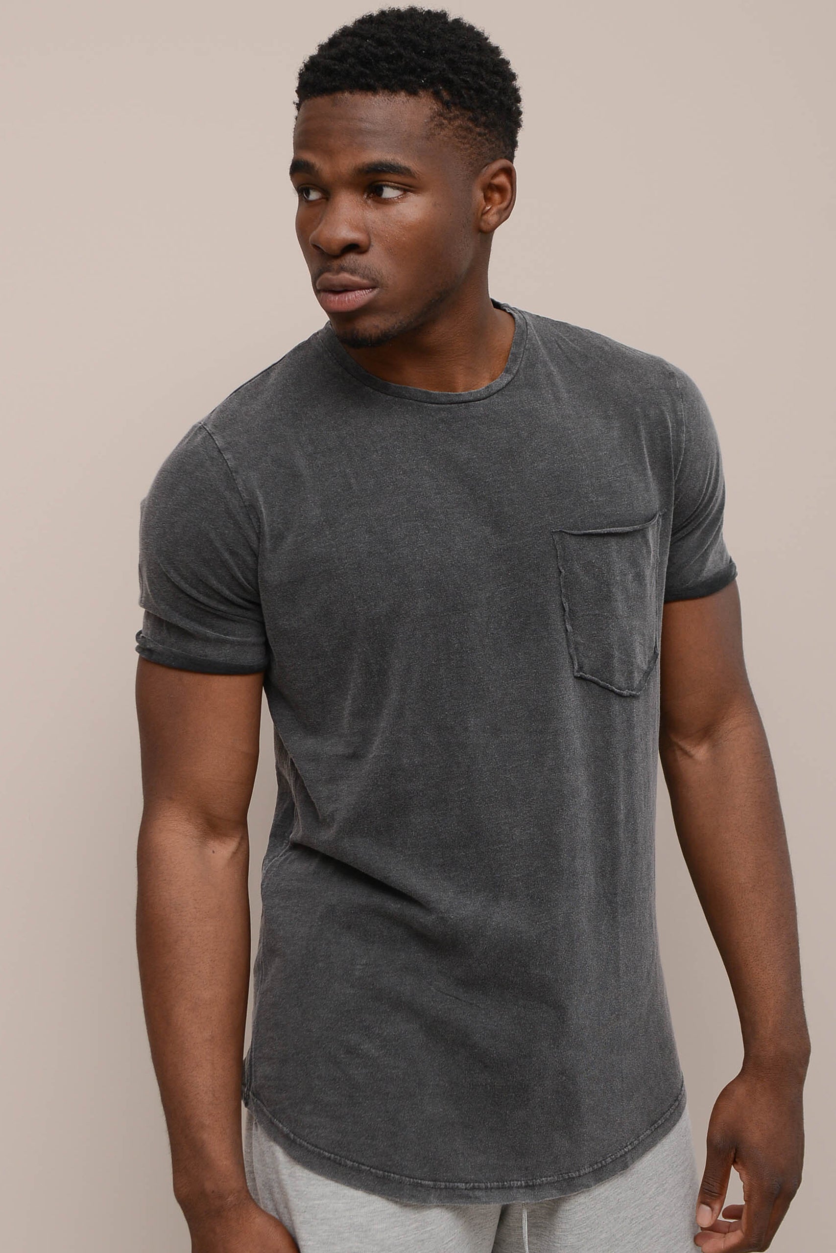 STONEWASHED T-SHIRT WITH POCKET