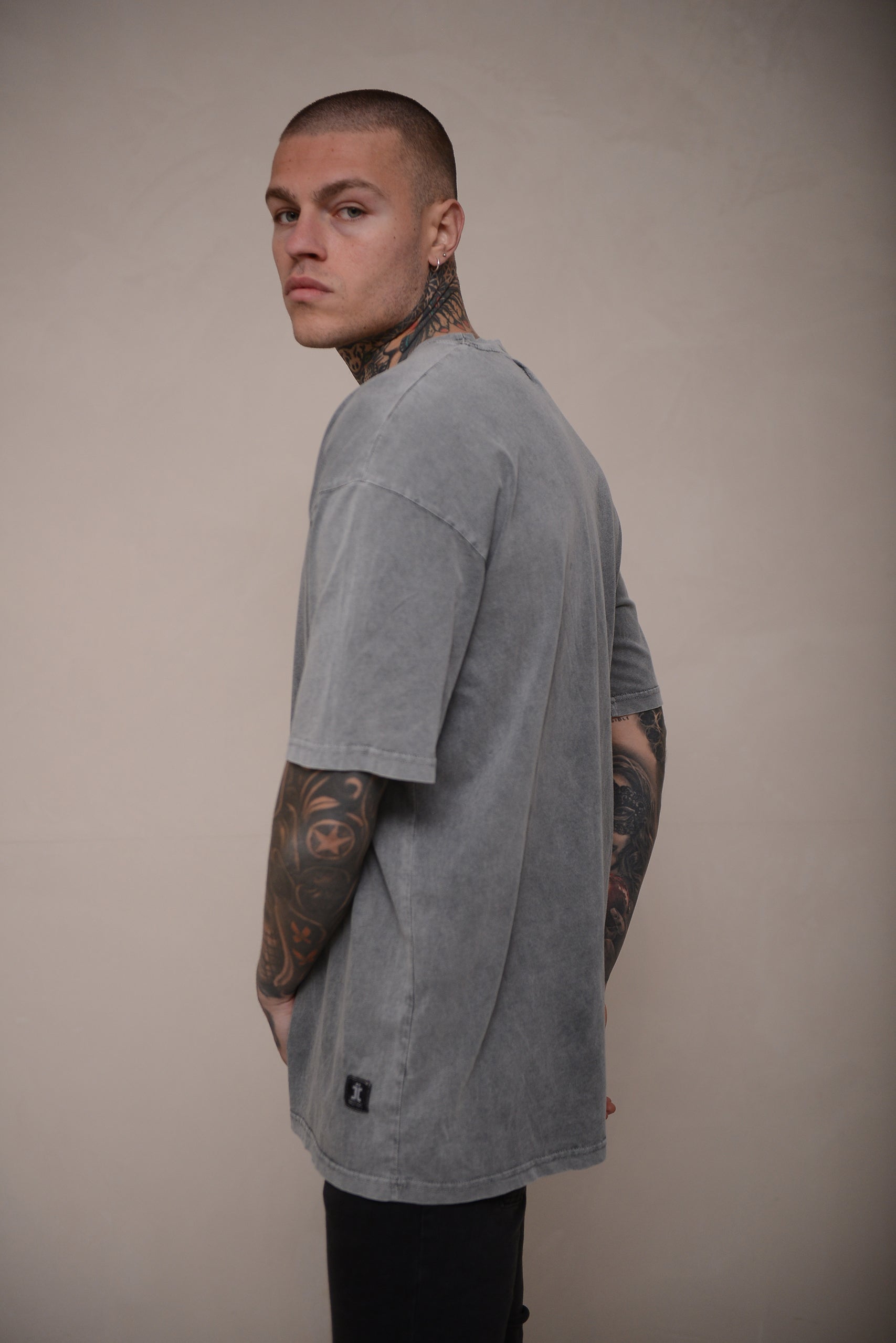 STONEWASHED T-SHIRT OVERSIZED