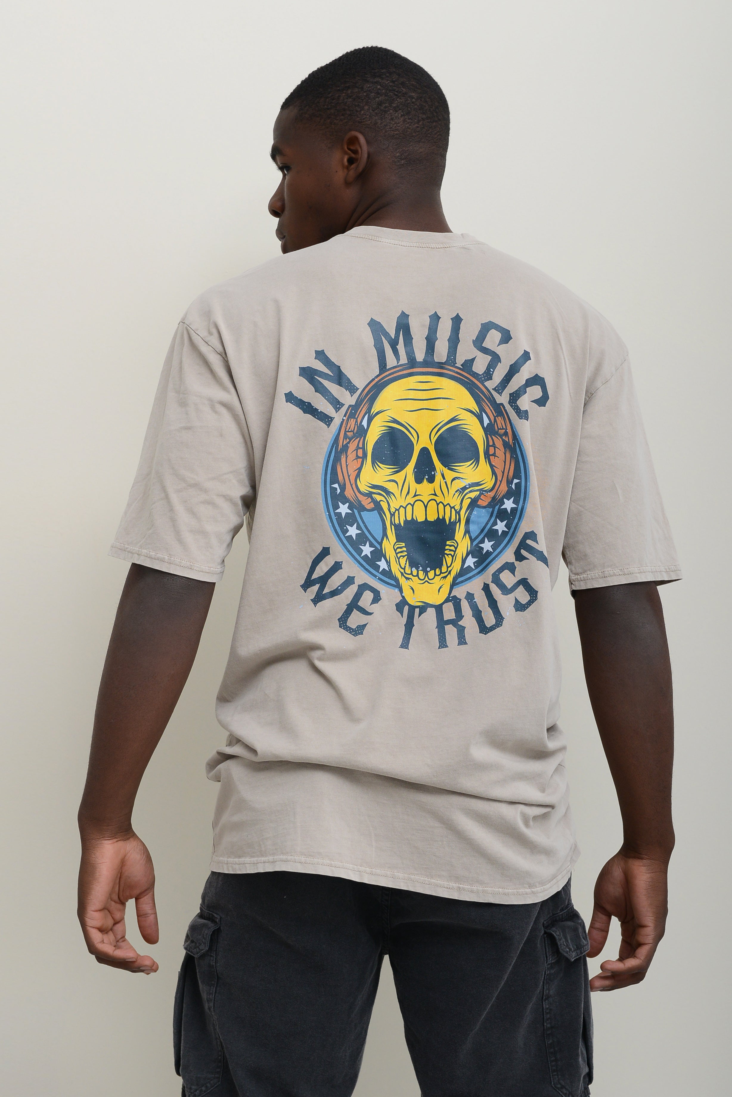 OVERSIZED STONEWASHED "IN MUSIC" T-SHIRT