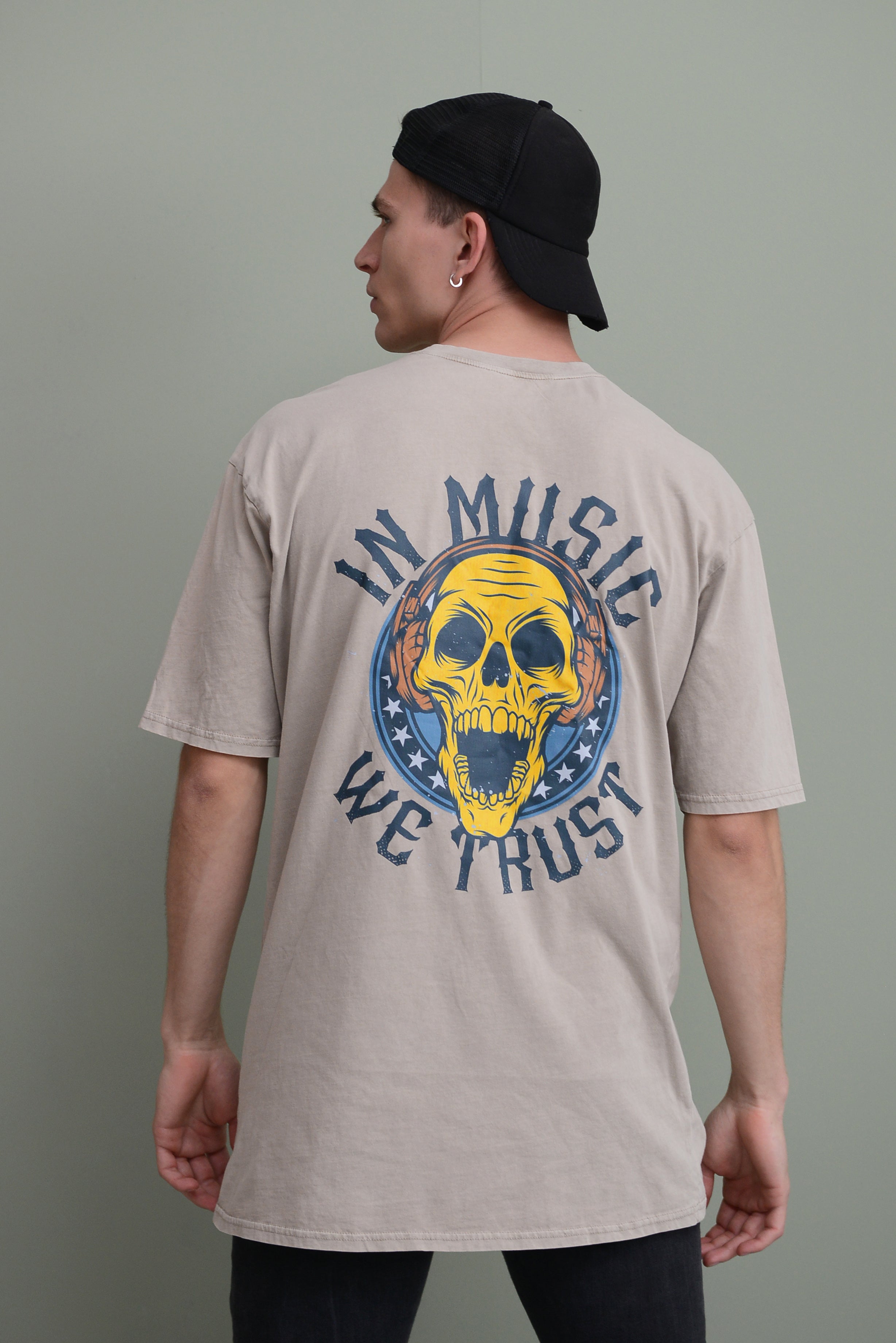 OVERSIZED STONEWASHED "IN MUSIC" T-SHIRT